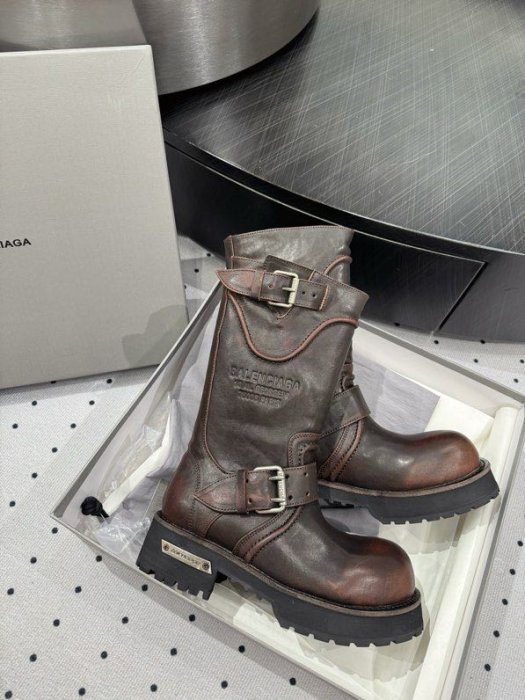 Boots women's leather