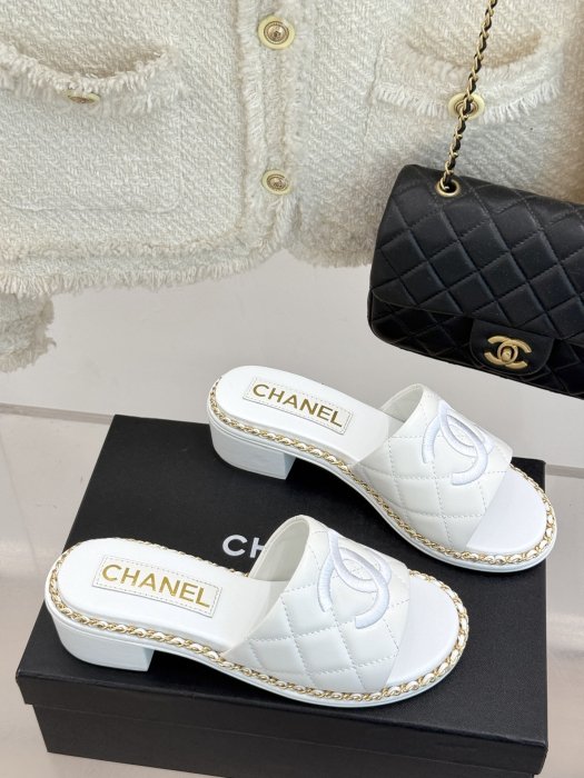 Босоножки фото 3