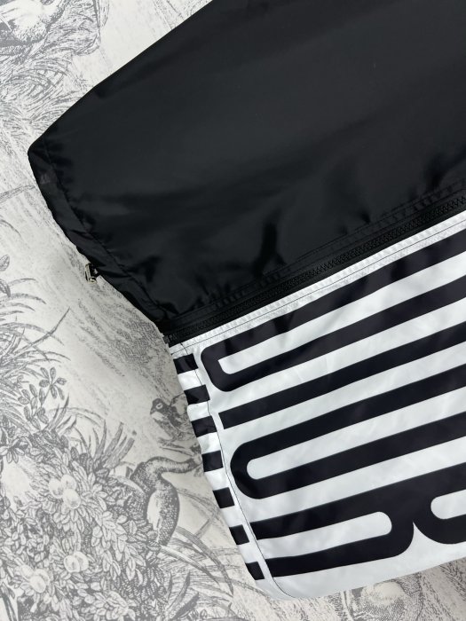 Костюм жіночий фото 3