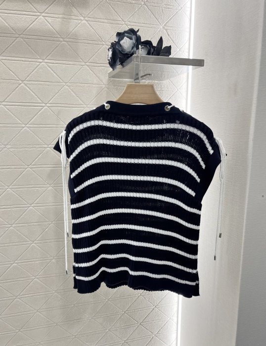 Футболка женская фото 2