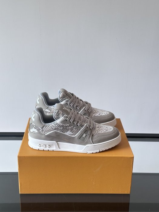 Кроссовки мужские