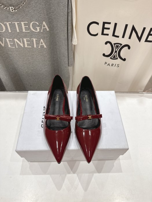 Туфли женские