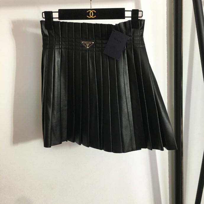 Skirt, natural leather