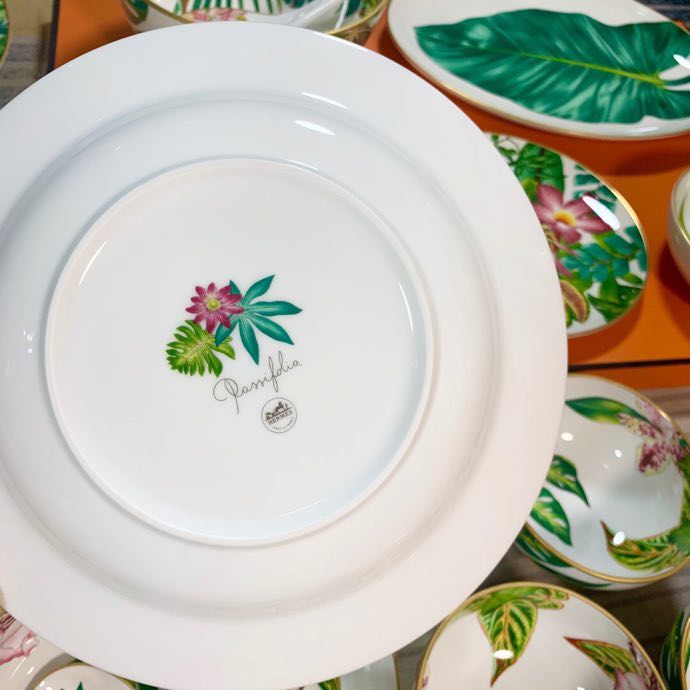 Большой набор посуды из костяного фарфора, 58 предметов, серия Tropical Rainforest фото 9