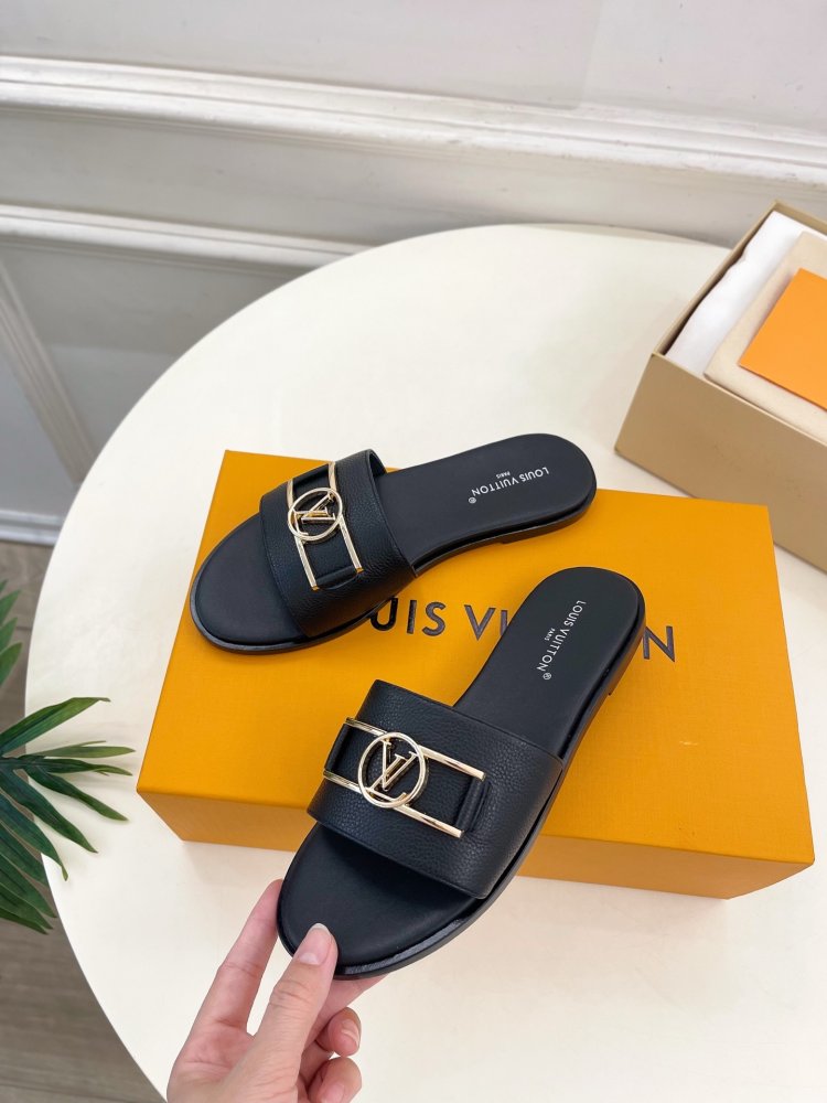 Шлепанцы женские фото 3