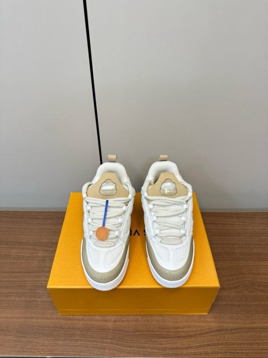 Sneakers фото 2
