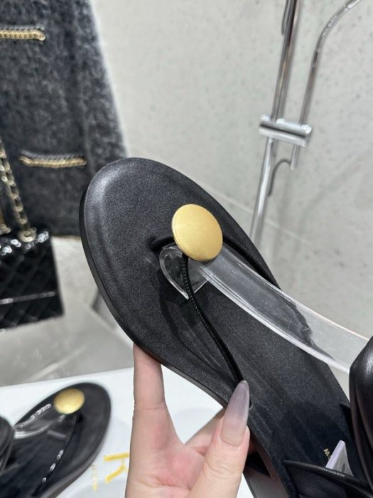 Босоножки фото 6