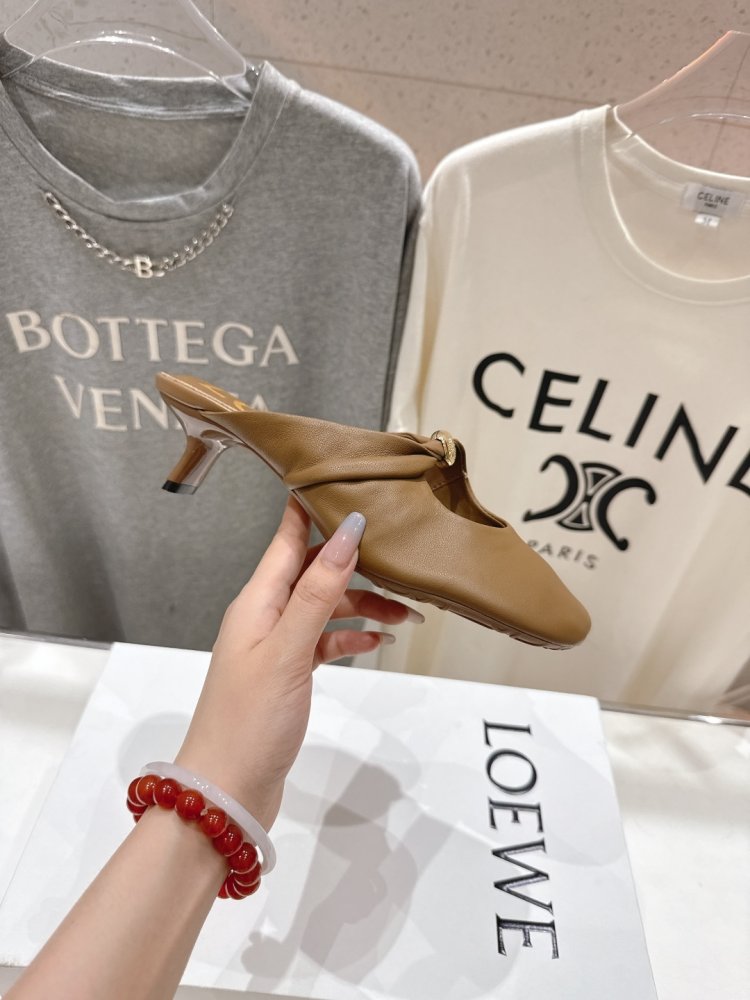 Босоніжки фото 5