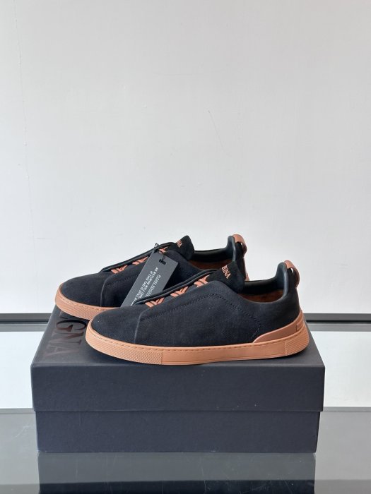 Кросівки чоловічі фото 3