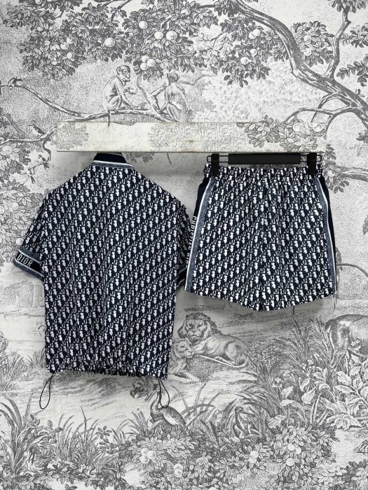 Костюм женский фото 7