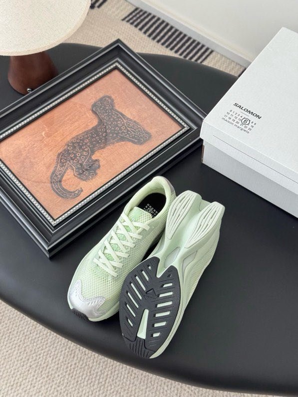 Sneakers MM6 X Salomon фото 2