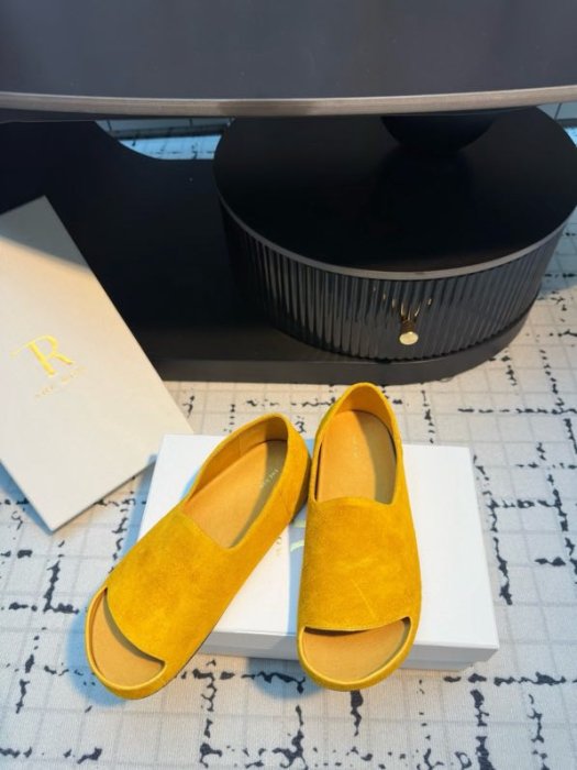 Туфли женские фото 3