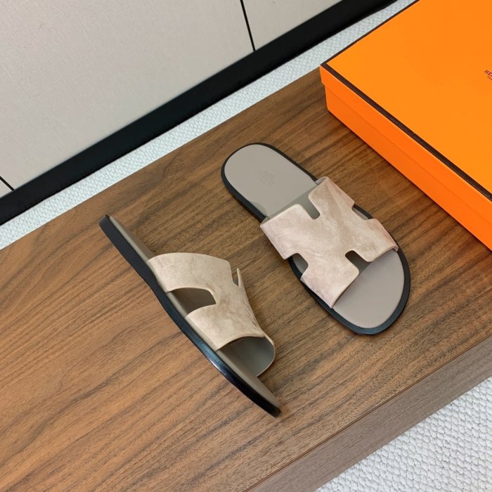 Шлепанцы женские фото 5