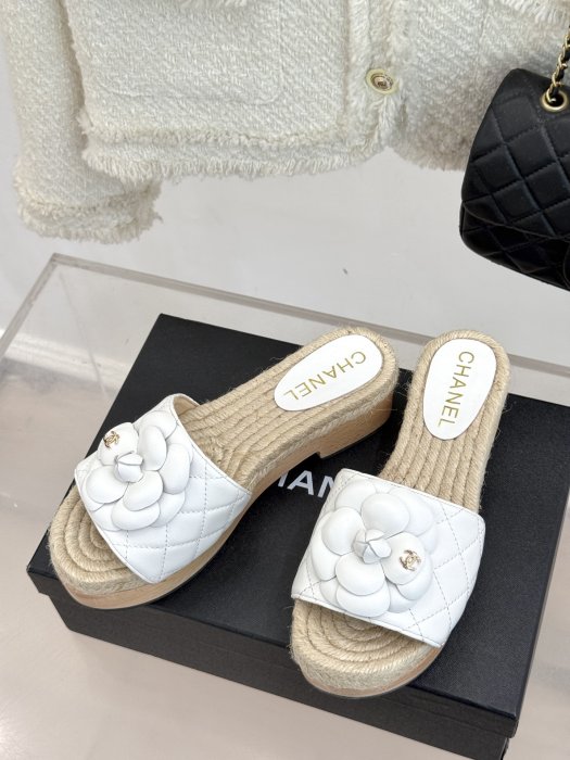 Босоножки фото 2