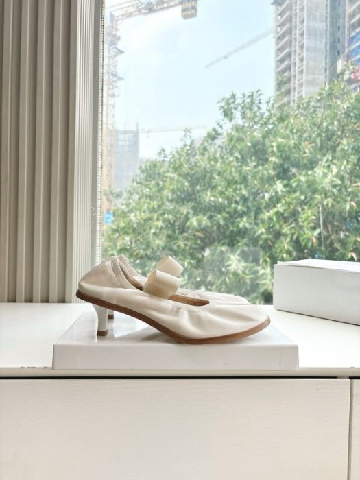 Туфли кожаные с раздвоенным носком фото 4