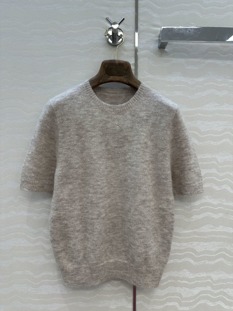 Кофта женская