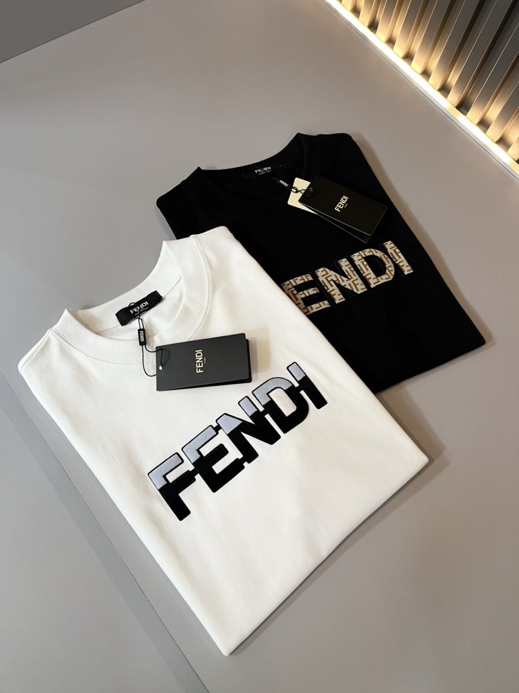 T-shirt men's фото 2