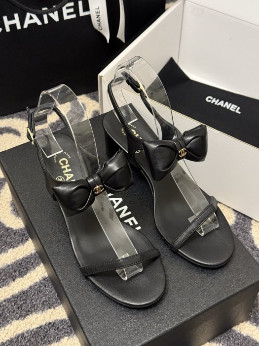 Босоножки фото 2