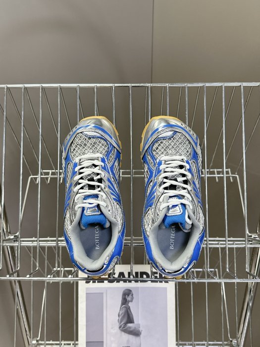 Кроссовки фото 6