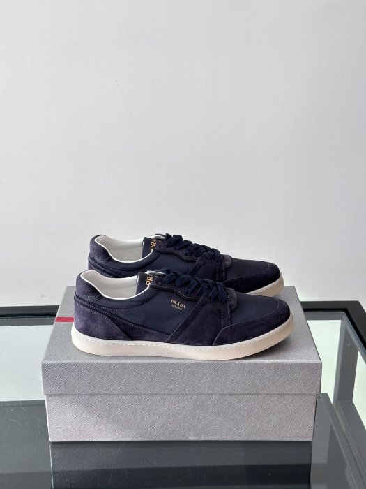 Кроссовки мужские