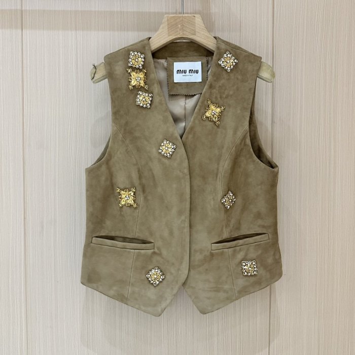 Vest women's leather