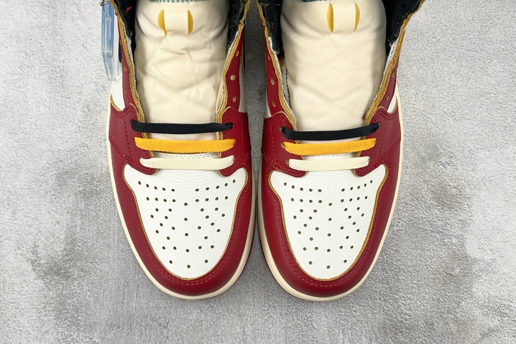 Кроссовки Union x Jordan Air Jordan 1 фото 7