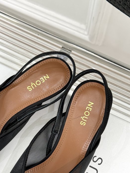 Босоніжки фото 8