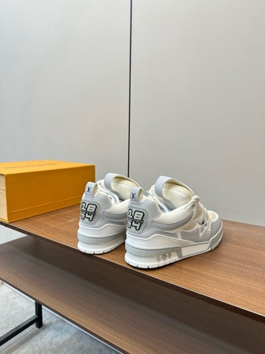 Sneakers фото 2