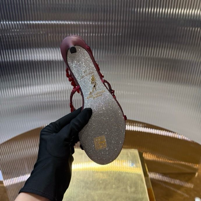 Босоніжки фото 8