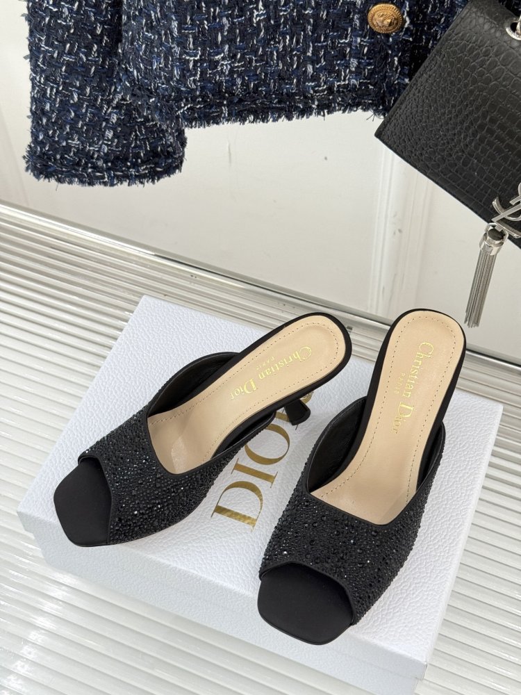 Босоніжки фото 2