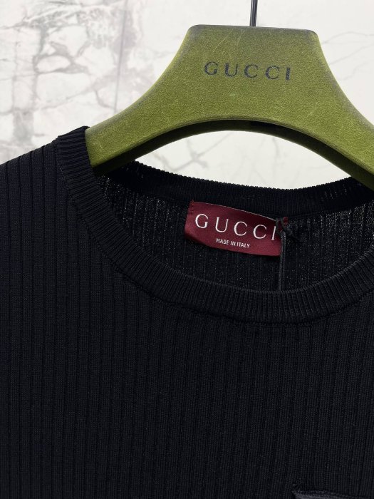 Футболка женская фото 3