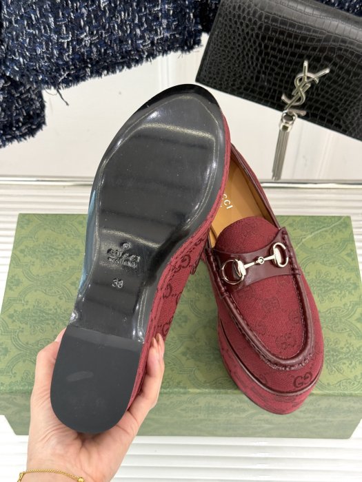 Туфлі жіночі фото 9