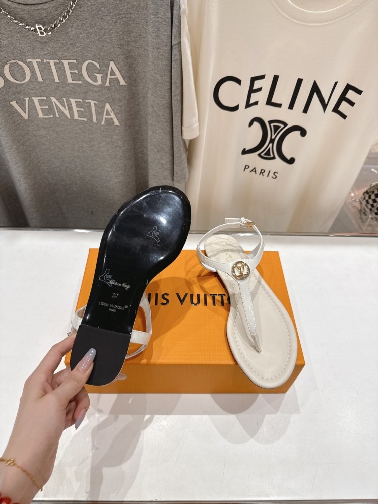 Sandals women's фото 9