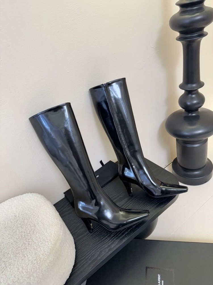 Сапоги женские фото 4