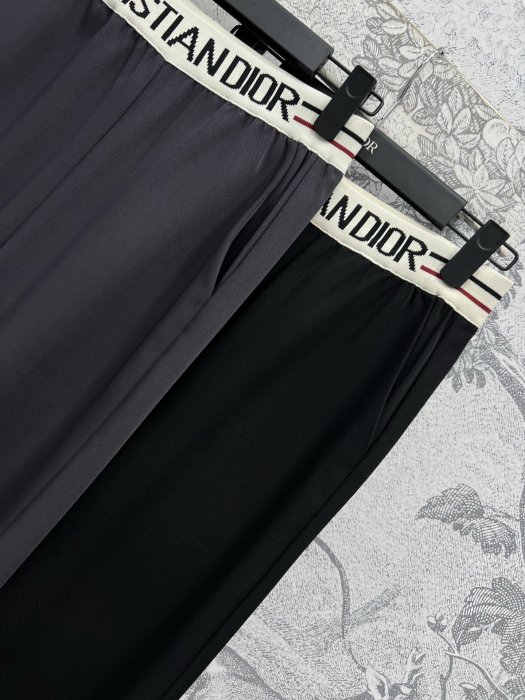 Штани жіночі фото 6