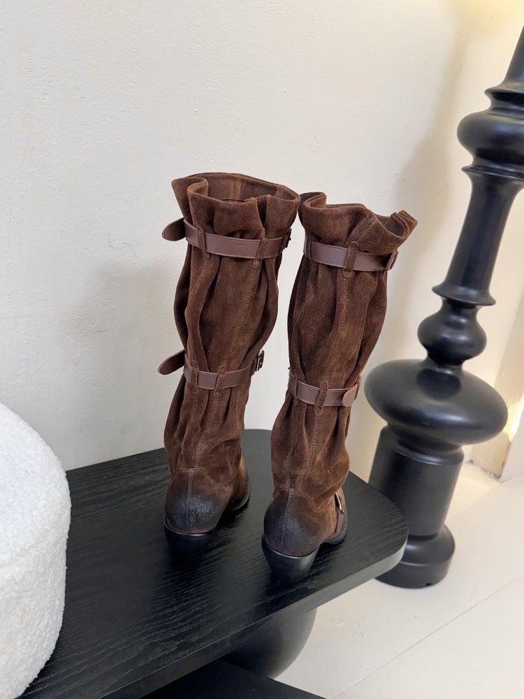 Чоботи жіночі фото 7