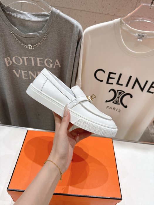 Лоферы женские фото 5