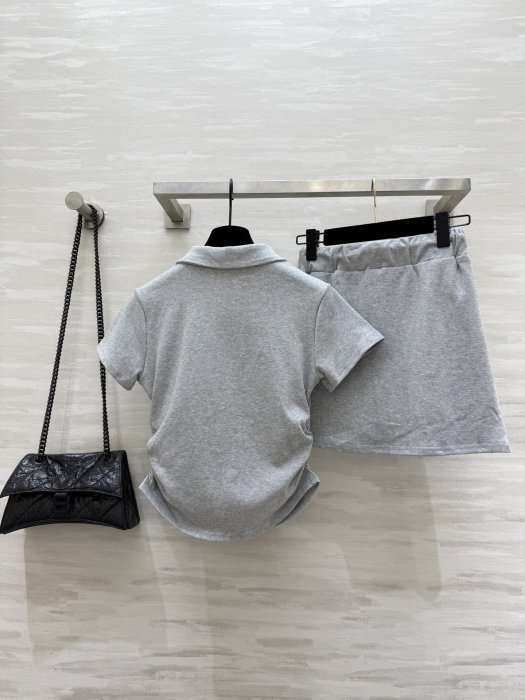 Костюм жіночий фото 8