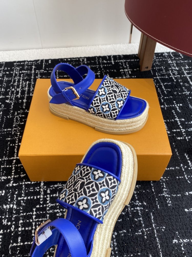 Сандалии женские фото 6