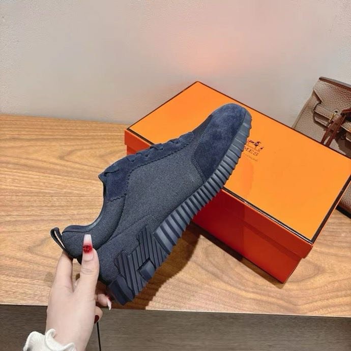 Кроссовки фото 7