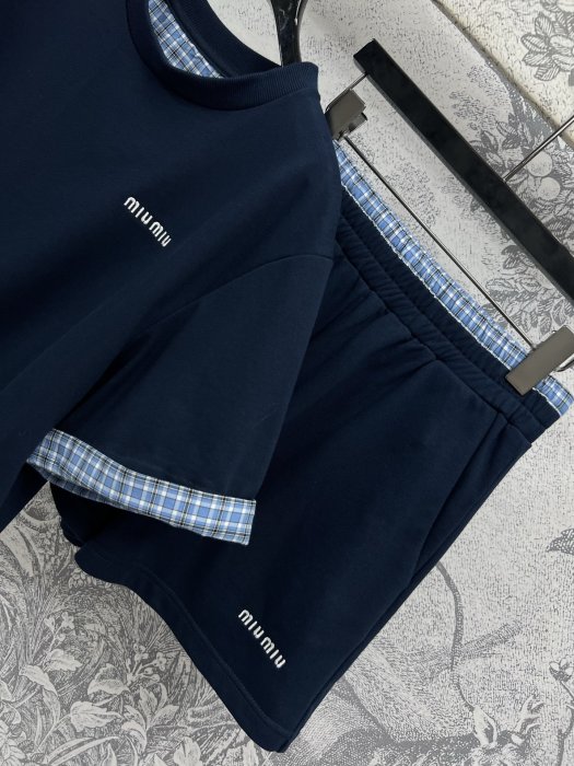 Costume female фото 5