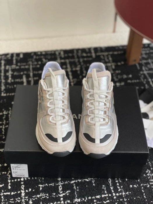 Sneakers фото 2