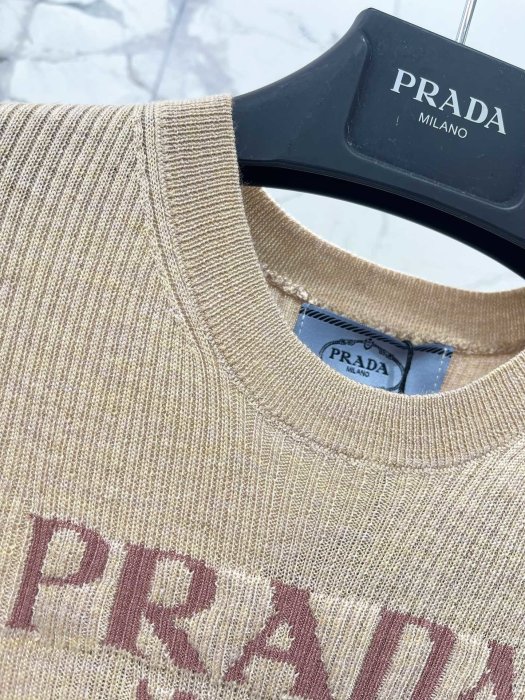 Футболка женская фото 3