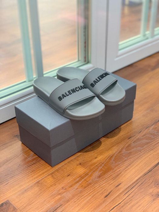 Шлепанцы фото 4