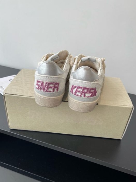 Кроссовки женские фото 4