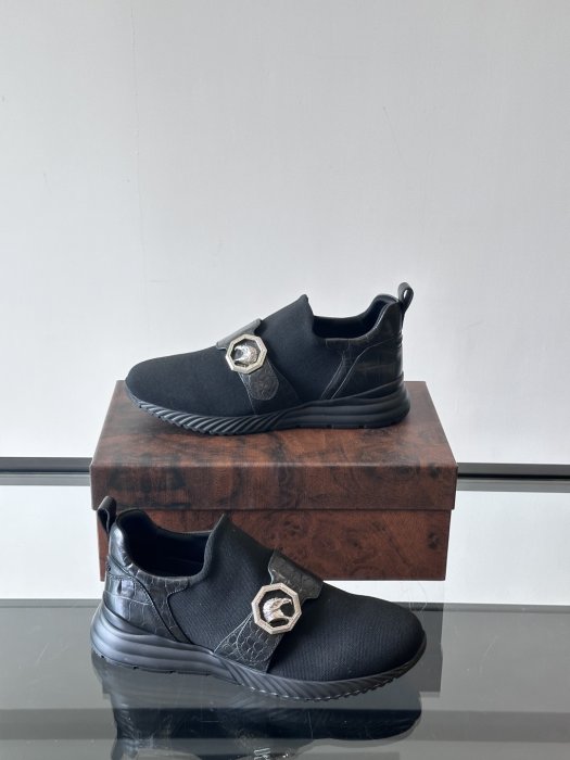 Кросівки фото 4