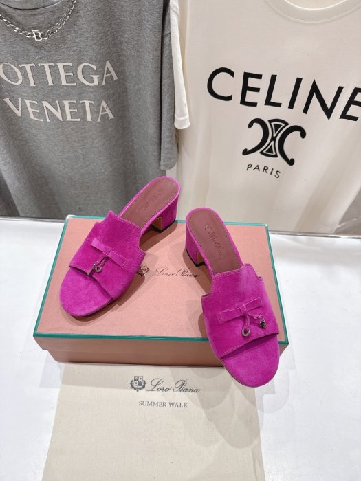 Босоножки фото 2