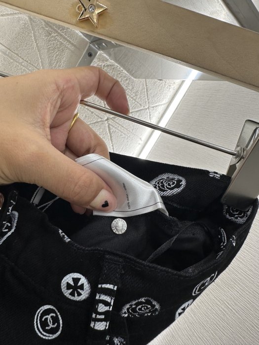 Джинсы женские фото 9