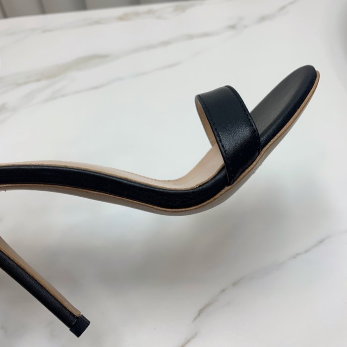 Босоножки фото 7