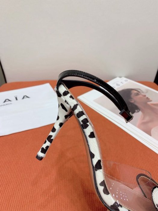 Босоножки фото 3